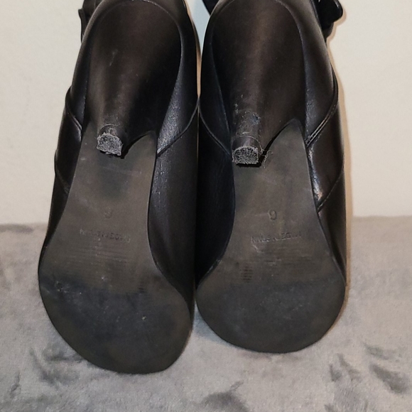 Steve Madden Leather Ankle Booties - Picture 4 of 5
